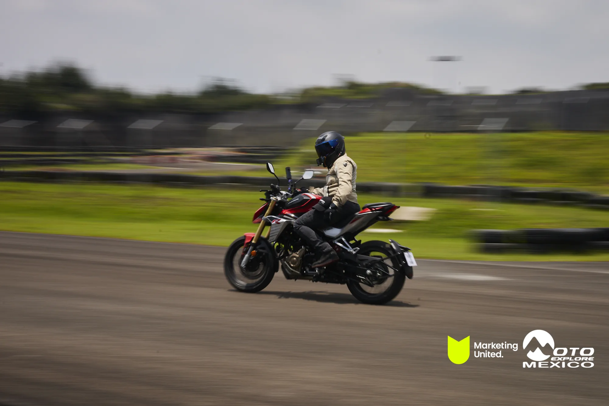 HUNK TRACKDAY 434